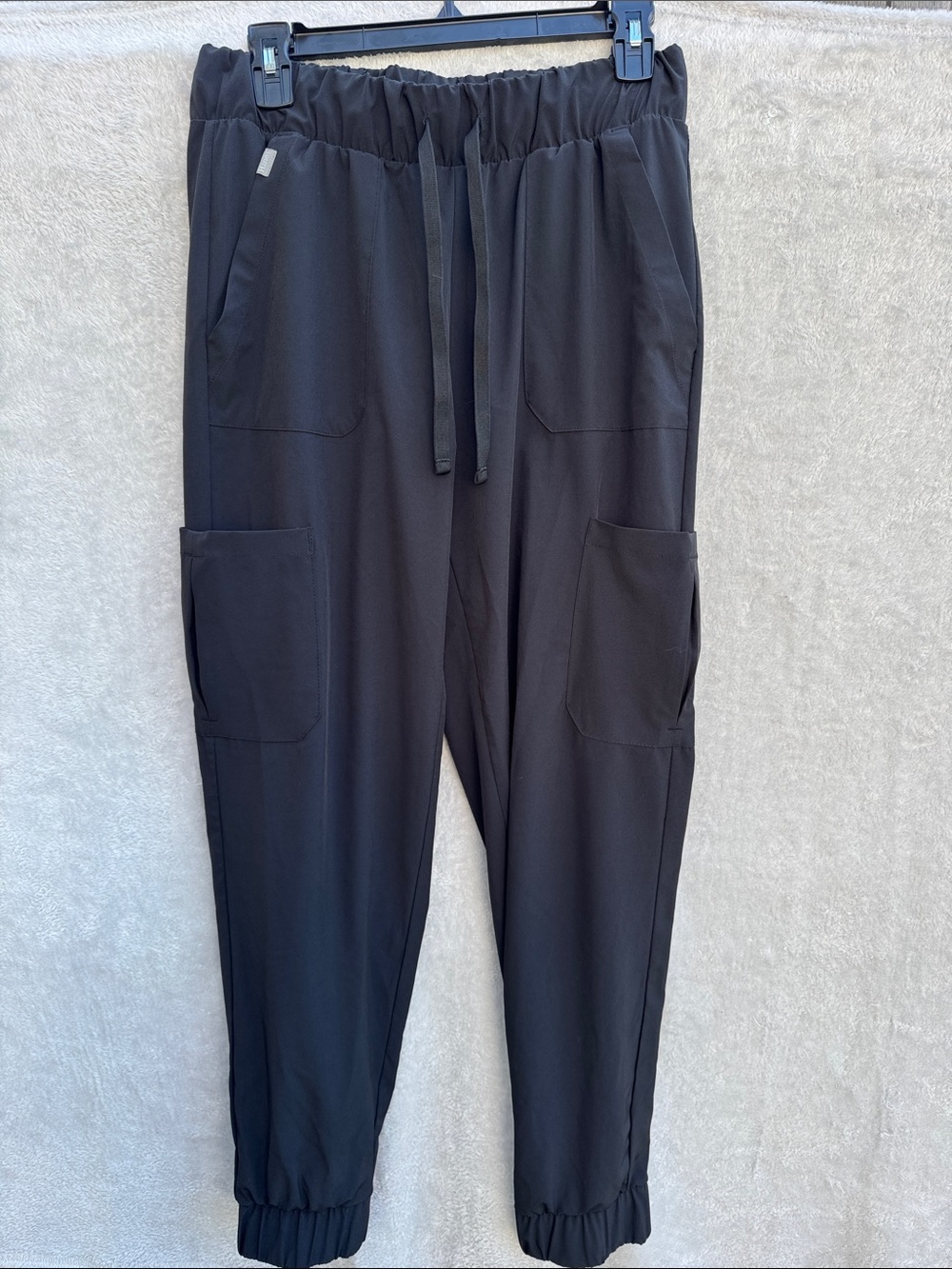 Hanes Cargo Jogger scrub pants size medium